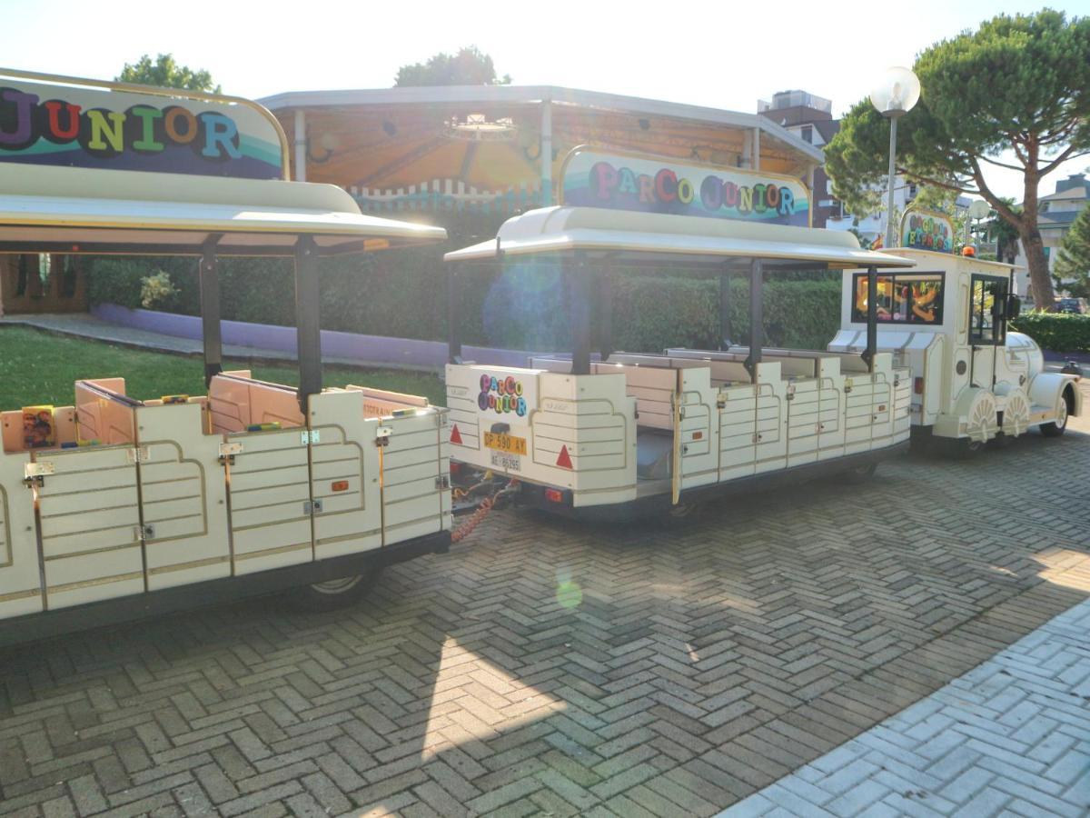 Ferienwohnung Letizia Lignano Sabbiadoro Exterior foto